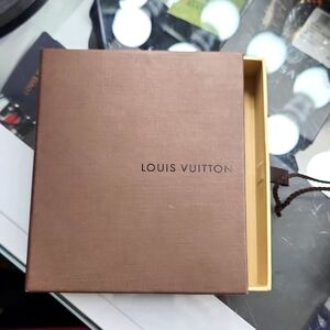 LV box 6×5 inches